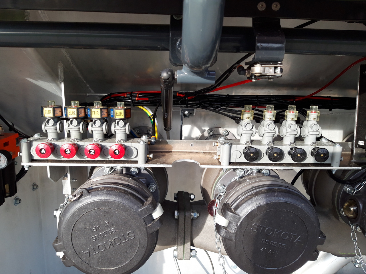 VOLVO FM - Tankbil: bilde 3 VOLVO FM - Tankbil: bilde 3