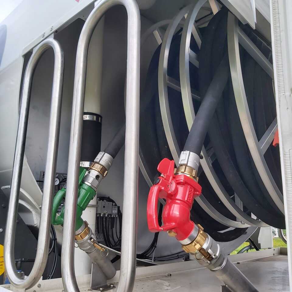 VOLVO FM430HP - Tankbil: bilde 3 VOLVO FM430HP - Tankbil: bilde 3