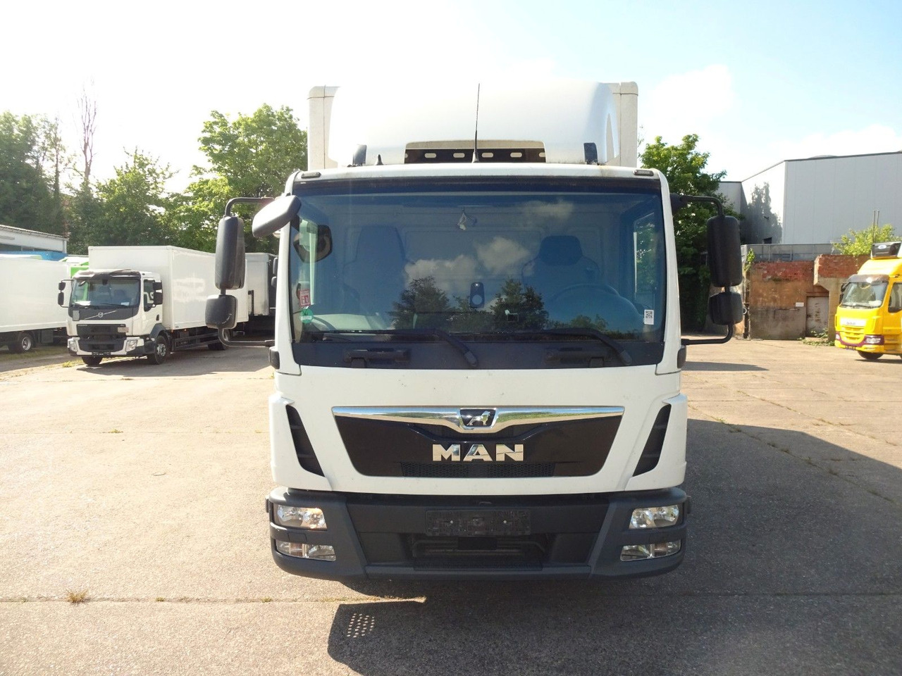 MAN TGL 8.190, LBW, Luft, Tempomat, Standheizung - Varebil med skap: bilde 2 MAN TGL 8.190, LBW, Luft, Tempomat, Standheizung - Varebil med skap: bilde 2