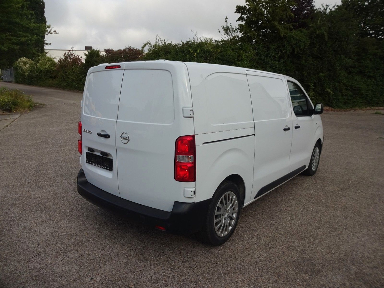 Opel Vivaro Kasten L1H1, Klima, PDC, Tempomat - Små varebil: bilde 5 Opel Vivaro Kasten L1H1, Klima, PDC, Tempomat - Små varebil: bilde 5