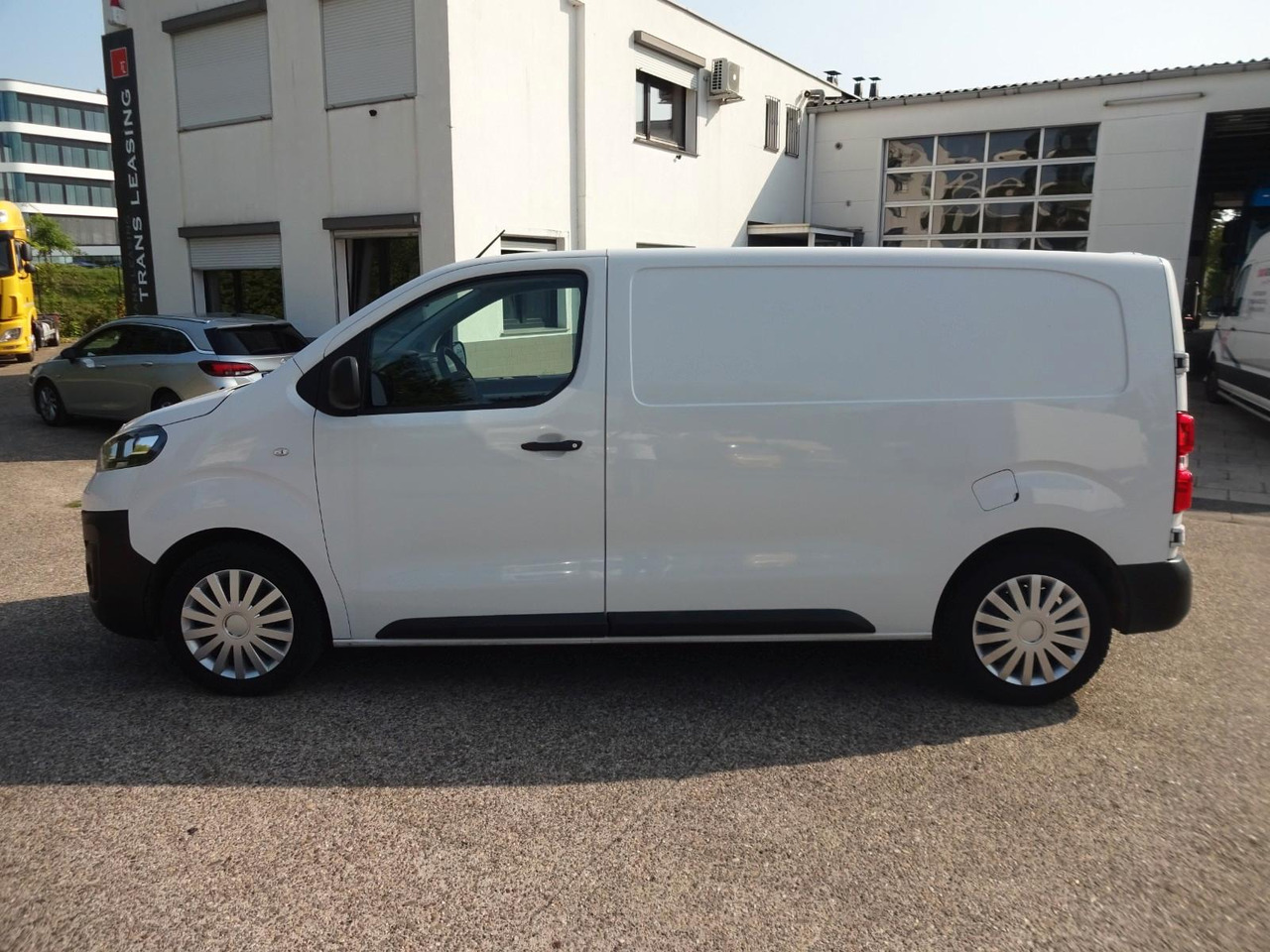 Opel Vivaro Kasten L1H1, Klima, PDC, - Små varebil: bilde 4 Opel Vivaro Kasten L1H1, Klima, PDC, - Små varebil: bilde 4