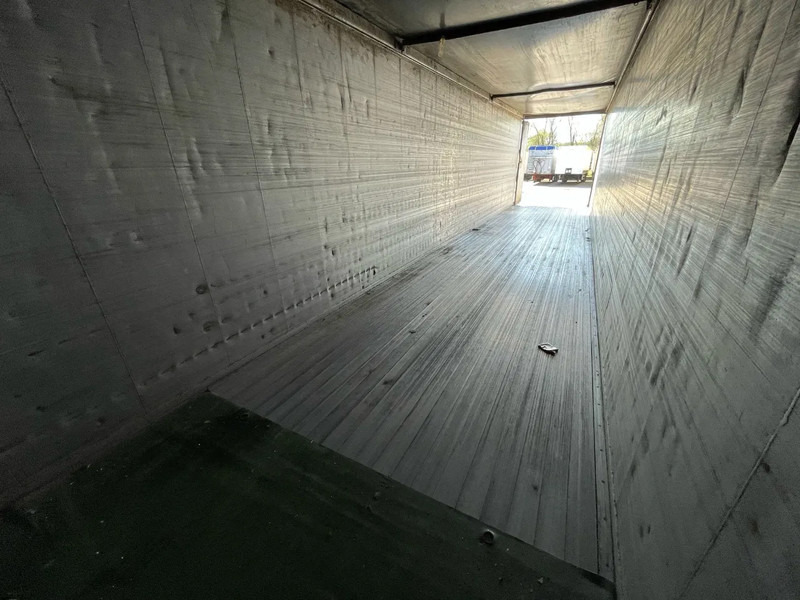 Bulthuis 92m3 Walking Floor Cargo Floor SAF Schijfremmen Liftas - Med walking floor semitrailer: bilde 5 Bulthuis 92m3 Walking Floor Cargo Floor SAF Schijfremmen Liftas - Med walking floor semitrailer: bilde 5