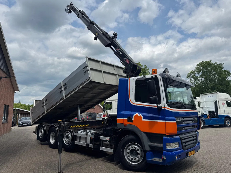 DAF CF 85.360 8X2 3 Zijdige kipper HIAB 16 t/m kraan AHK Top condition - Tippbil, Kranbil: bilde 2 DAF CF 85.360 8X2 3 Zijdige kipper HIAB 16 t/m kraan AHK Top condition - Tippbil, Kranbil: bilde 2