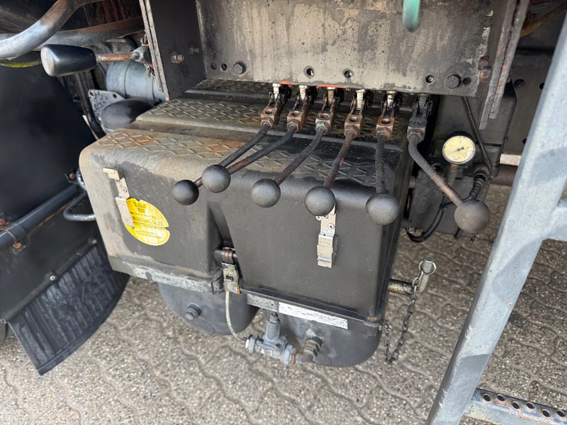 MAN 12.232 F 4X2 Portaalarm 454.090KM NL Truck, Top conditie! - Liftdumper lastebil: bilde 5 MAN 12.232 F 4X2 Portaalarm 454.090KM NL Truck, Top conditie! - Liftdumper lastebil: bilde 5