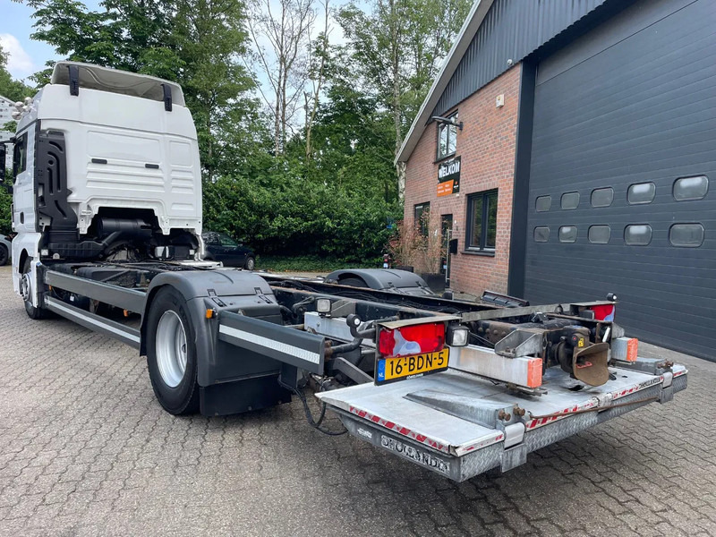 MAN TGX 18.400 XLX AHK LBW Standairco NL Truck - Container-transport/ Vekselflak lastebil: bilde 3 MAN TGX 18.400 XLX AHK LBW Standairco NL Truck - Container-transport/ Vekselflak lastebil: bilde 3