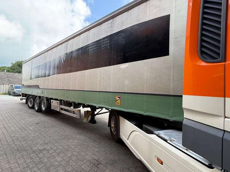 Pacton 3AS Stuuras/Lenkachse 2.500 Laadklep/LBW Hardhouten vloer - Gardintrailer: bilde 5 Pacton 3AS Stuuras/Lenkachse 2.500 Laadklep/LBW Hardhouten vloer - Gardintrailer: bilde 5