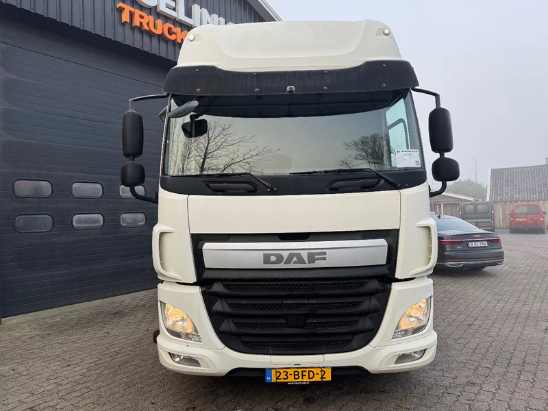 DAF CF 370 4X2 Space Cab Side skirts ACC NL Truck APK 09/2025 - Trekkvogn: bilde 4 DAF CF 370 4X2 Space Cab Side skirts ACC NL Truck APK 09/2025 - Trekkvogn: bilde 4