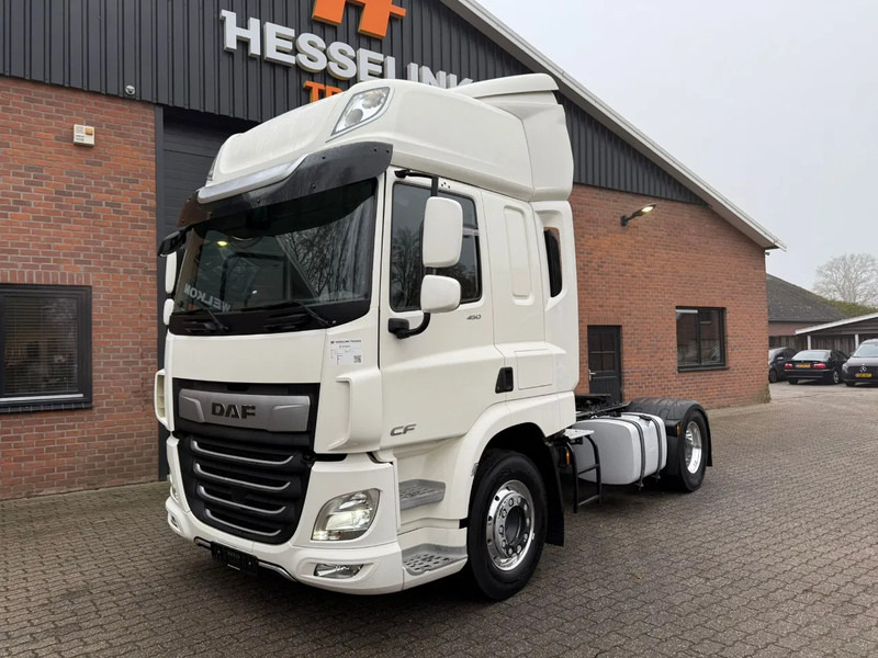 DAF CF 450 4X2 Space Cab LED Retarder Alcoa dura Bright 277.495 KM! German truck - Trekkvogn: bilde 1 DAF CF 450 4X2 Space Cab LED Retarder Alcoa dura Bright 277.495 KM! German truck - Trekkvogn: bilde 1