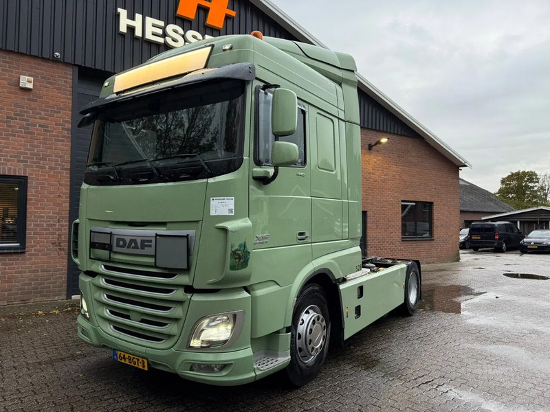 DAF XF 440 6X2 FTP Space Cab Standairco NL Truck - Trekkvogn: bilde 1 DAF XF 440 6X2 FTP Space Cab Standairco NL Truck - Trekkvogn: bilde 1