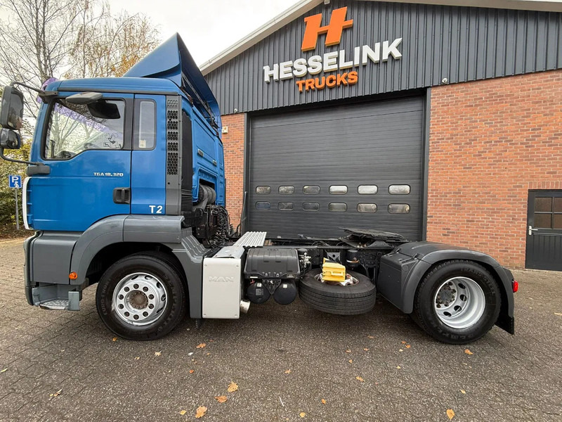 MAN TGA 18.320 Dagcabine 694.410KM NL Truck - Trekkvogn: bilde 4 MAN TGA 18.320 Dagcabine 694.410KM NL Truck - Trekkvogn: bilde 4