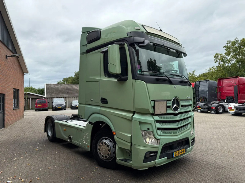 Mercedes-Benz Actros 1842 4X2 Streamspace Side skirts 2x tank NL Truck - Trekkvogn: bilde 2 Mercedes-Benz Actros 1842 4X2 Streamspace Side skirts 2x tank NL Truck - Trekkvogn: bilde 2