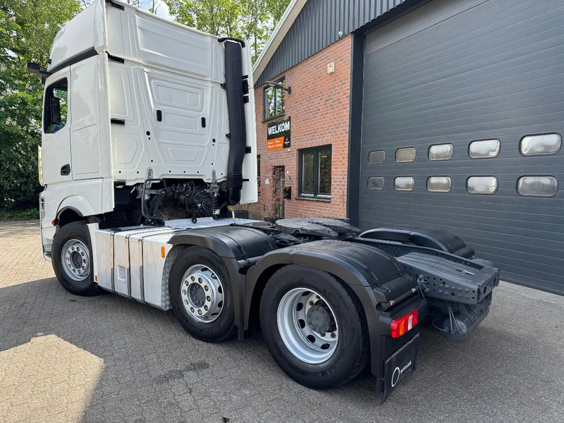 Mercedes-Benz Actros 2545 6X2 Gigaspace Gestuurde voorloopas NL Truck 327.240KM - Trekkvogn: bilde 4 Mercedes-Benz Actros 2545 6X2 Gigaspace Gestuurde voorloopas NL Truck 327.240KM - Trekkvogn: bilde 4