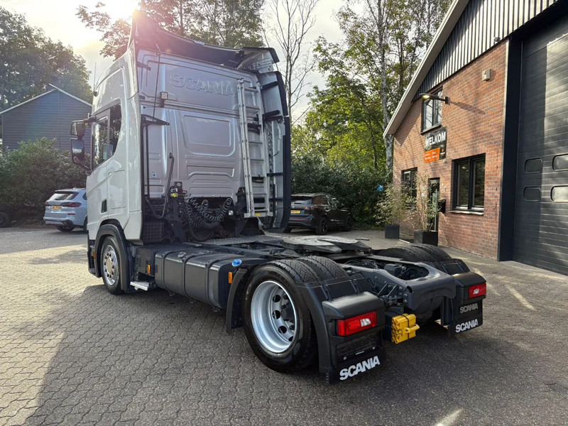 Scania R450 4X2EB Lowliner Retarder Standairco Smarttacho 2 German truck - Trekkvogn: bilde 4 Scania R450 4X2EB Lowliner Retarder Standairco Smarttacho 2 German truck - Trekkvogn: bilde 4