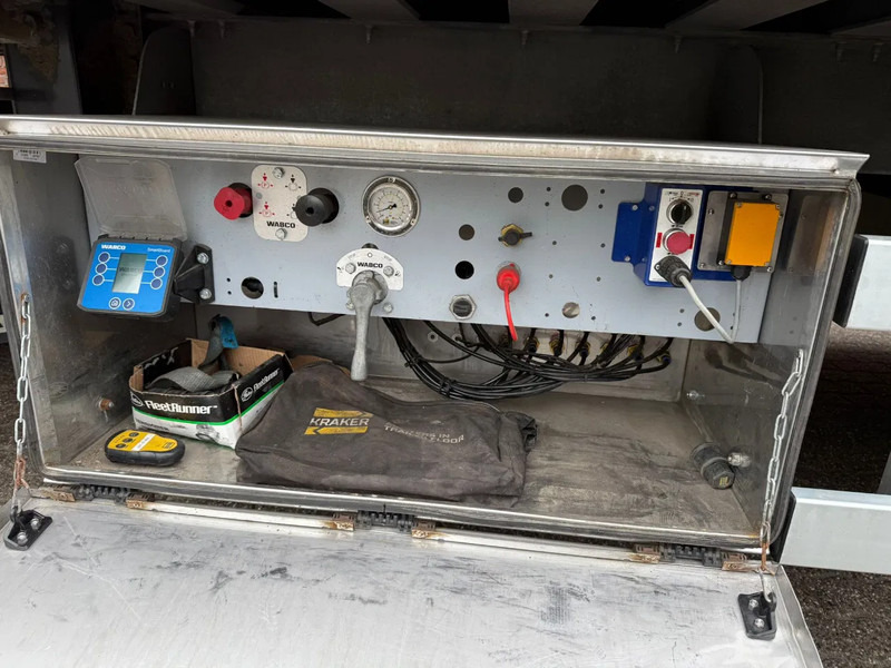 Kraker CF-ISO Koel / Walkingfloor Thermo King SLX 400 Alcoa's - Isotermisk semitrailer: bilde 3 Kraker CF-ISO Koel / Walkingfloor Thermo King SLX 400 Alcoa's - Isotermisk semitrailer: bilde 3