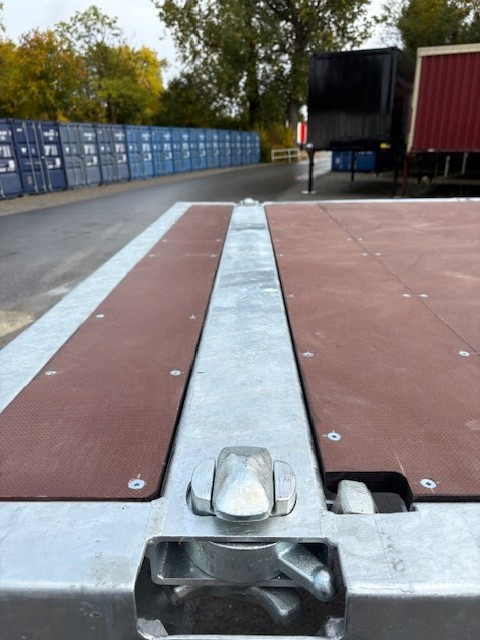 Bowmann BDF-System, 7.450 mm lang, mit TWIST-LOCKS im Rahmen für Transport von 20 Fuß Containern - Planpåbygg: bilde 3 Bowmann BDF-System, 7.450 mm lang, mit TWIST-LOCKS im Rahmen für Transport von 20 Fuß Containern - Planpåbygg: bilde 3