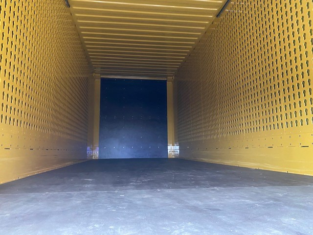 CIMC BDF-System 7.450 mm, LACK NEU in RAL 9010 - Premium Lackierung - Vekselflak - varebil: bilde 3 CIMC BDF-System 7.450 mm, LACK NEU in RAL 9010 - Premium Lackierung - Vekselflak - varebil: bilde 3
