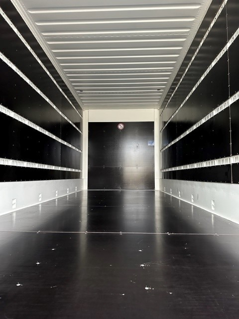 Krone Stahl-Glattwand Wechselkoffer, BDF-System, 7.450 mm lang - Vekselflak - varebil: bilde 3 Krone Stahl-Glattwand Wechselkoffer, BDF-System, 7.450 mm lang - Vekselflak - varebil: bilde 3