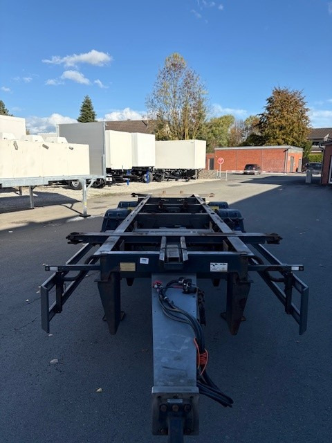Schmitz Cargobull BDF-System, Standard, hochgekuppelt R 22,5 - Skaphenger: bilde 4 Schmitz Cargobull BDF-System, Standard, hochgekuppelt R 22,5 - Skaphenger: bilde 4