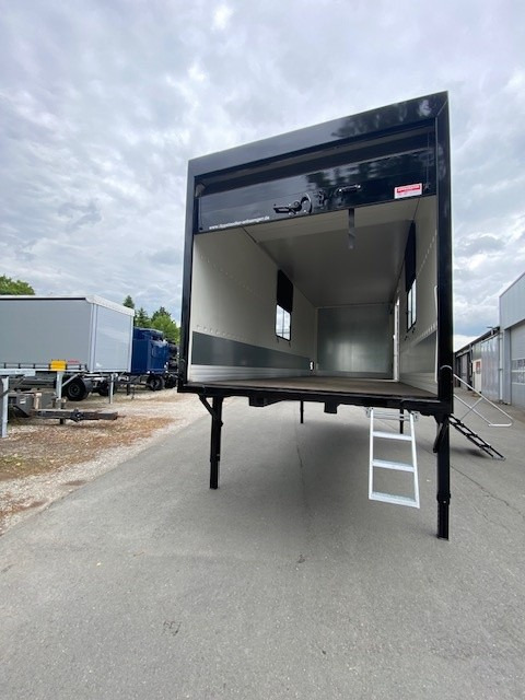 Spier BDF-System 7.450 mm lang, LACK NEU schwarz - Vekselflak - varebil: bilde 4 Spier BDF-System 7.450 mm lang, LACK NEU schwarz - Vekselflak - varebil: bilde 4