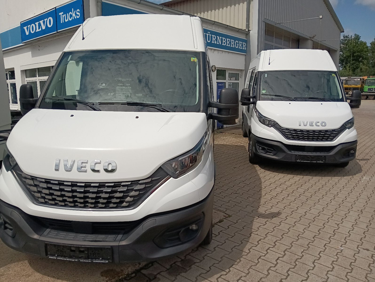 Iveco Daily Kasten HKa 35S21 V WB3520 AHK, Standheizun - Kassebil: bilde 1 Iveco Daily Kasten HKa 35S21 V WB3520 AHK, Standheizun - Kassebil: bilde 1