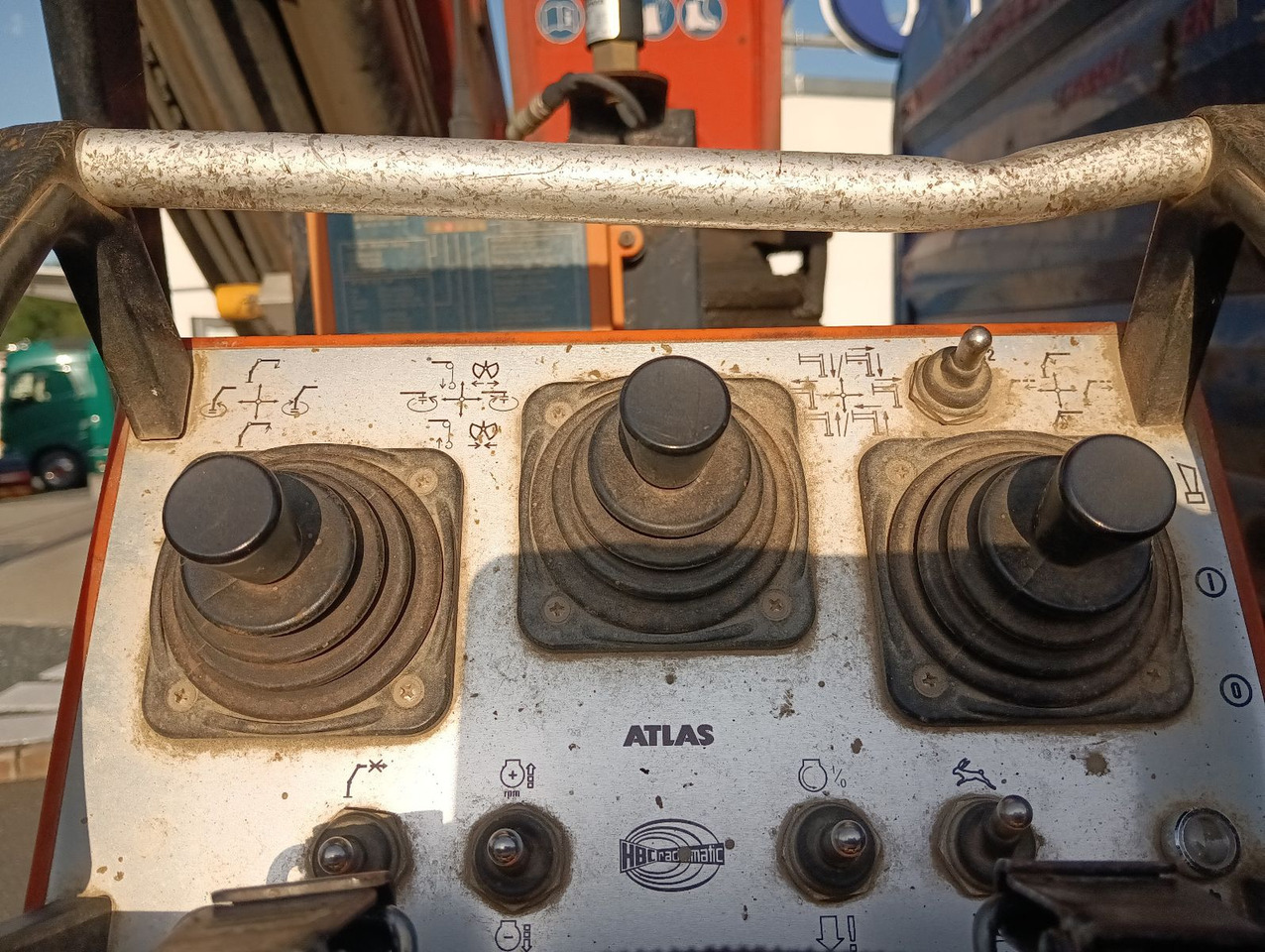 MAN TGS 26:480 6x4 EURO5 ATLAS 240.2E-A4 3-S-Kipper - Tippbil, Kranbil: bilde 5 MAN TGS 26:480 6x4 EURO5 ATLAS 240.2E-A4 3-S-Kipper - Tippbil, Kranbil: bilde 5