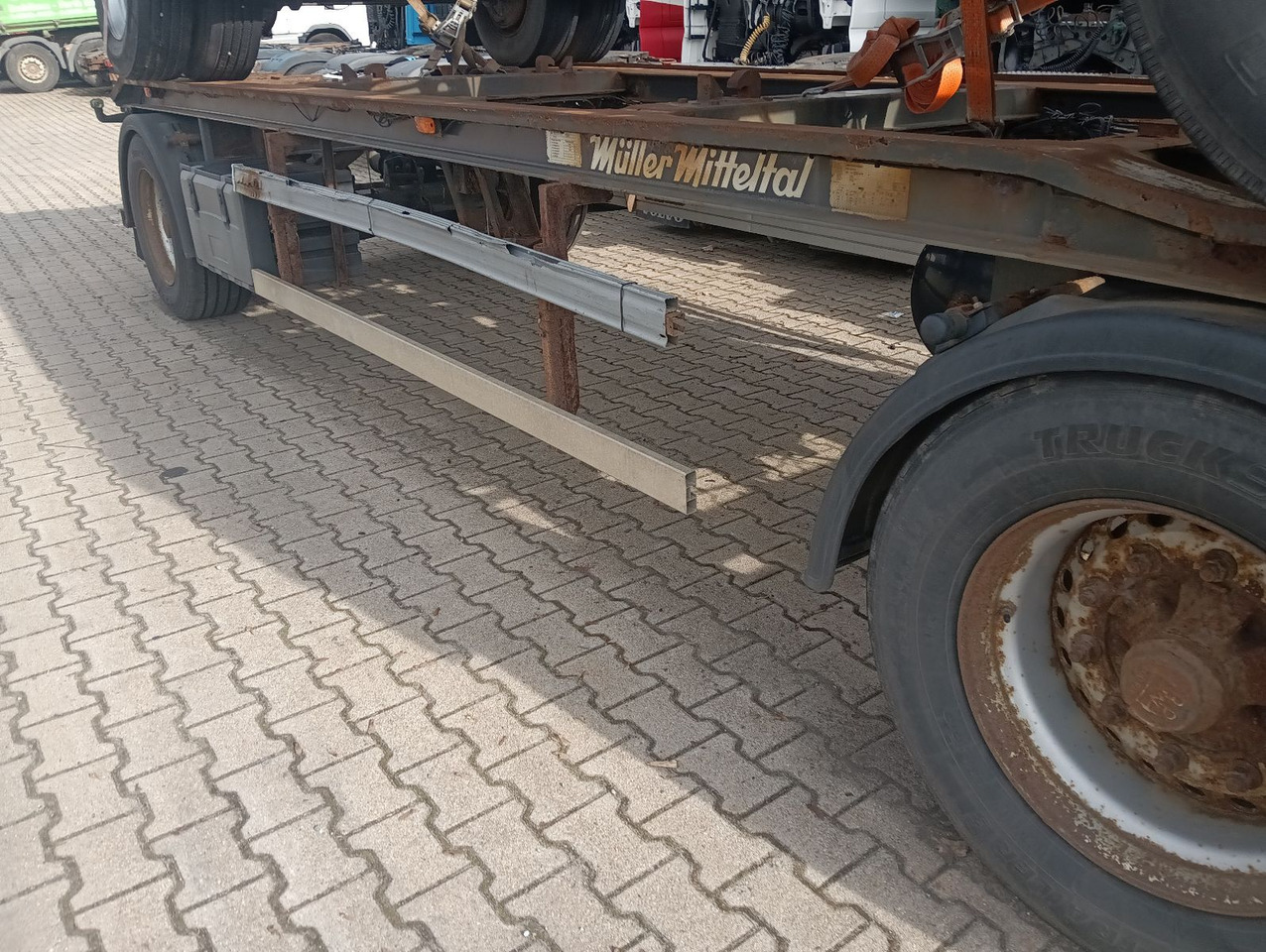 Müller-Mitteltal RA18 Abrollanhänger 7m BPW Trommel TÜV 5/2025 Müller-Mitteltal RA18 Abrollanhänger 7m BPW Trommel TÜV 5/2025 - Krokhenger/ Liftdumper henger: bilde 4 Müller-Mitteltal RA18 Abrollanhänger 7m BPW Trommel TÜV 5/2025 Müller-Mitteltal RA18 Abrollanhänger 7m BPW Trommel TÜV 5/2025 - Krokhenger/ Liftdumper henger: bilde 4