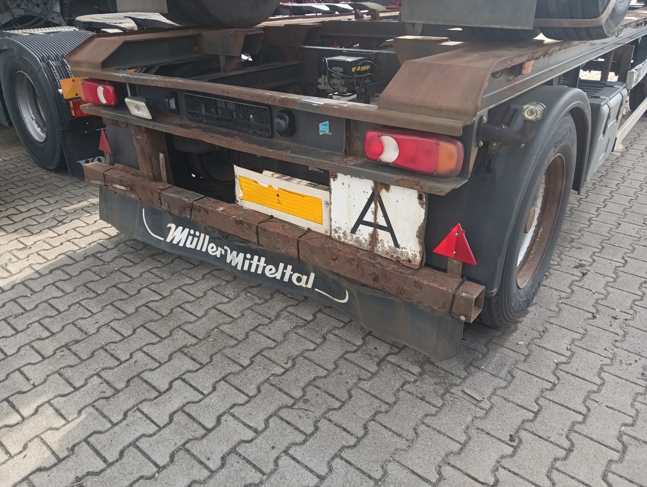 Müller-Mitteltal RA18 Abrollanhänger 7m BPW Trommel TÜV 5/2025 Müller-Mitteltal RA18 Abrollanhänger 7m BPW Trommel TÜV 5/2025 - Krokhenger/ Liftdumper henger: bilde 1 Müller-Mitteltal RA18 Abrollanhänger 7m BPW Trommel TÜV 5/2025 Müller-Mitteltal RA18 Abrollanhänger 7m BPW Trommel TÜV 5/2025 - Krokhenger/ Liftdumper henger: bilde 1