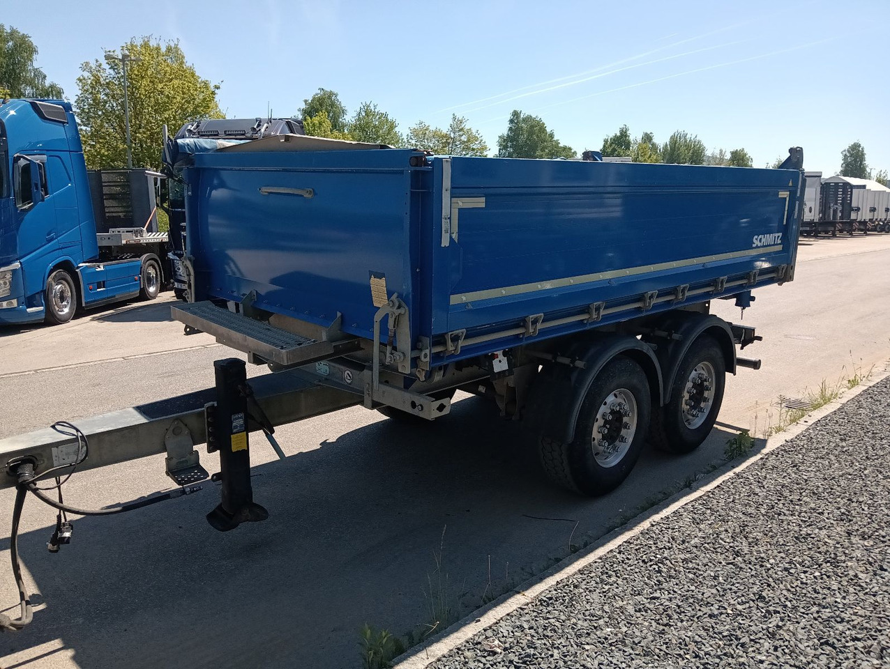Schmitz Cargobull ZKI 18 Tandem 3-Seiten Kipper ALU ALCOA Rollplan - Tipphenger: bilde 3 Schmitz Cargobull ZKI 18 Tandem 3-Seiten Kipper ALU ALCOA Rollplan - Tipphenger: bilde 3