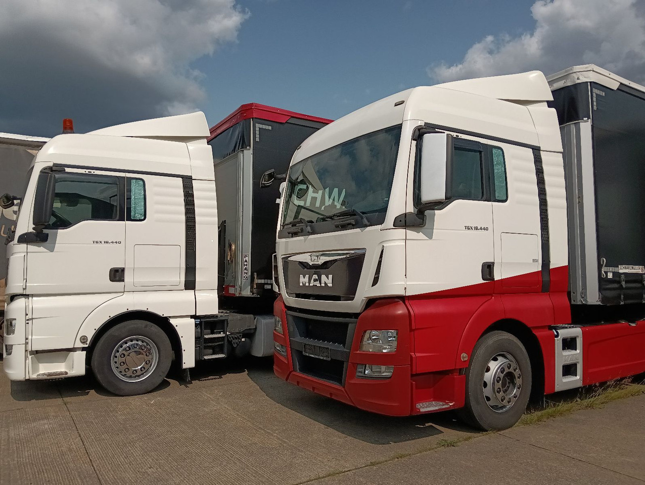 MAN TGX 18:440 BLS INTARDER Vollspoiler Reifen70-90% MAN TGX 18:440 BLS INTARDER Vollspoiler Reifen70-90% - Trekkvogn: bilde 4 MAN TGX 18:440 BLS INTARDER Vollspoiler Reifen70-90% MAN TGX 18:440 BLS INTARDER Vollspoiler Reifen70-90% - Trekkvogn: bilde 4