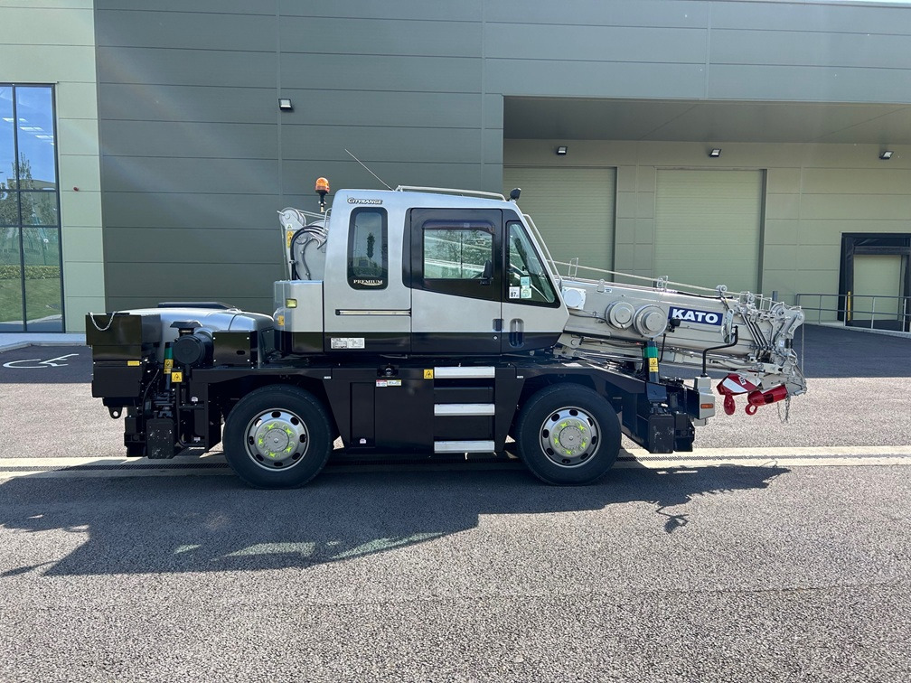 KATO 13 Ton City Crane - Only 17,000Kms from New - Mobilkran: bilde 2 KATO 13 Ton City Crane - Only 17,000Kms from New - Mobilkran: bilde 2