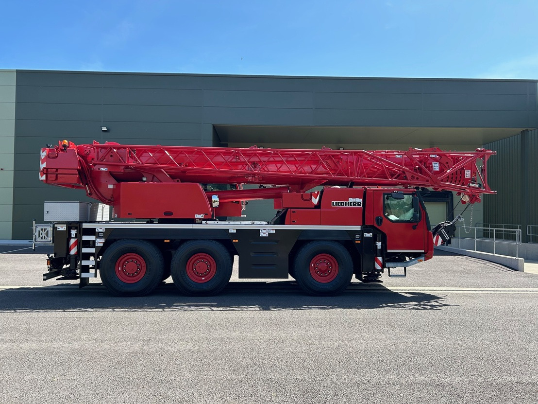LIEBHERR LTM1060-3.1 with only 5,090 kms from New - Allterrengkran: bilde 5 LIEBHERR LTM1060-3.1 with only 5,090 kms from New - Allterrengkran: bilde 5