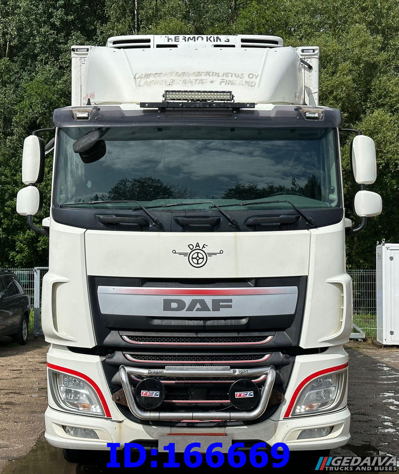 DAF XF 106.460 FAR 6X2 Euro6 - Lastebil med kjøl: bilde 2 DAF XF 106.460 FAR 6X2 Euro6 - Lastebil med kjøl: bilde 2