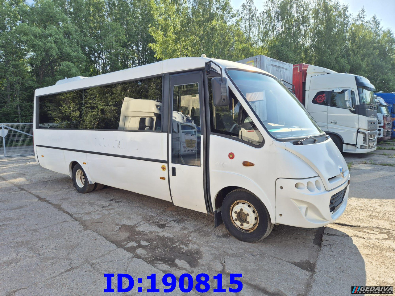 IVECO 65c18 Thesi Kapena 27place (Engine problem) - Turistbuss: bilde 1 IVECO 65c18 Thesi Kapena 27place (Engine problem) - Turistbuss: bilde 1