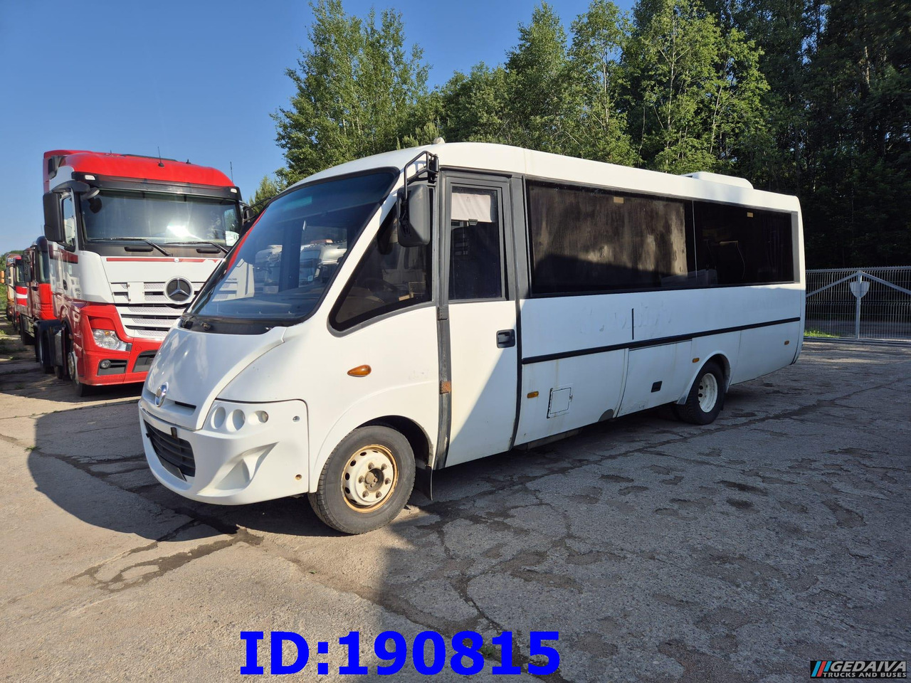 IVECO 65c18 Thesi Kapena 27place (Engine problem) - Turistbuss: bilde 4 IVECO 65c18 Thesi Kapena 27place (Engine problem) - Turistbuss: bilde 4