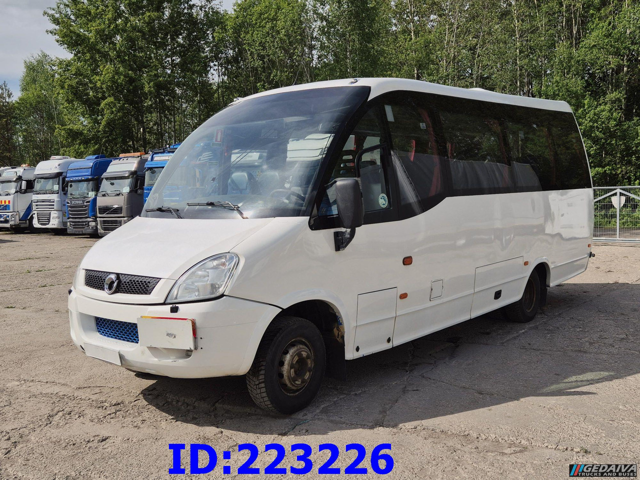 IVECO Daily 70C17A 25-seater Euro5 - Turistbuss: bilde 1 IVECO Daily 70C17A 25-seater Euro5 - Turistbuss: bilde 1