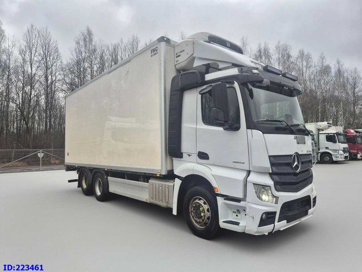 MERCEDES-BENZ Actros 2653 Thermoking 10 wheel - Lastebil med kjøl: bilde 1 MERCEDES-BENZ Actros 2653 Thermoking 10 wheel - Lastebil med kjøl: bilde 1