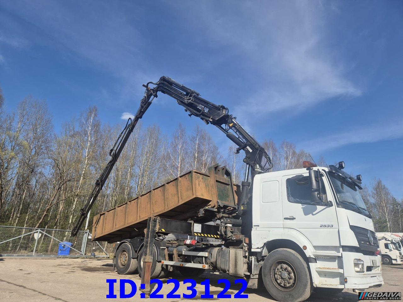 MERCEDES-BENZ Axor 2533 6x2 + Atlas 332.3E Crane - Tippbil: bilde 4 MERCEDES-BENZ Axor 2533 6x2 + Atlas 332.3E Crane - Tippbil: bilde 4