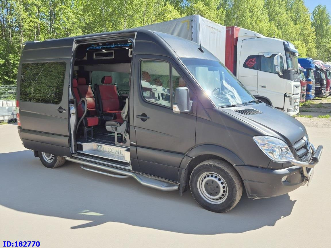 MERCEDES-BENZ Sprinter 319 VIP Euro5 - Minibuss, Persontransport: bilde 1 MERCEDES-BENZ Sprinter 319 VIP Euro5 - Minibuss, Persontransport: bilde 1