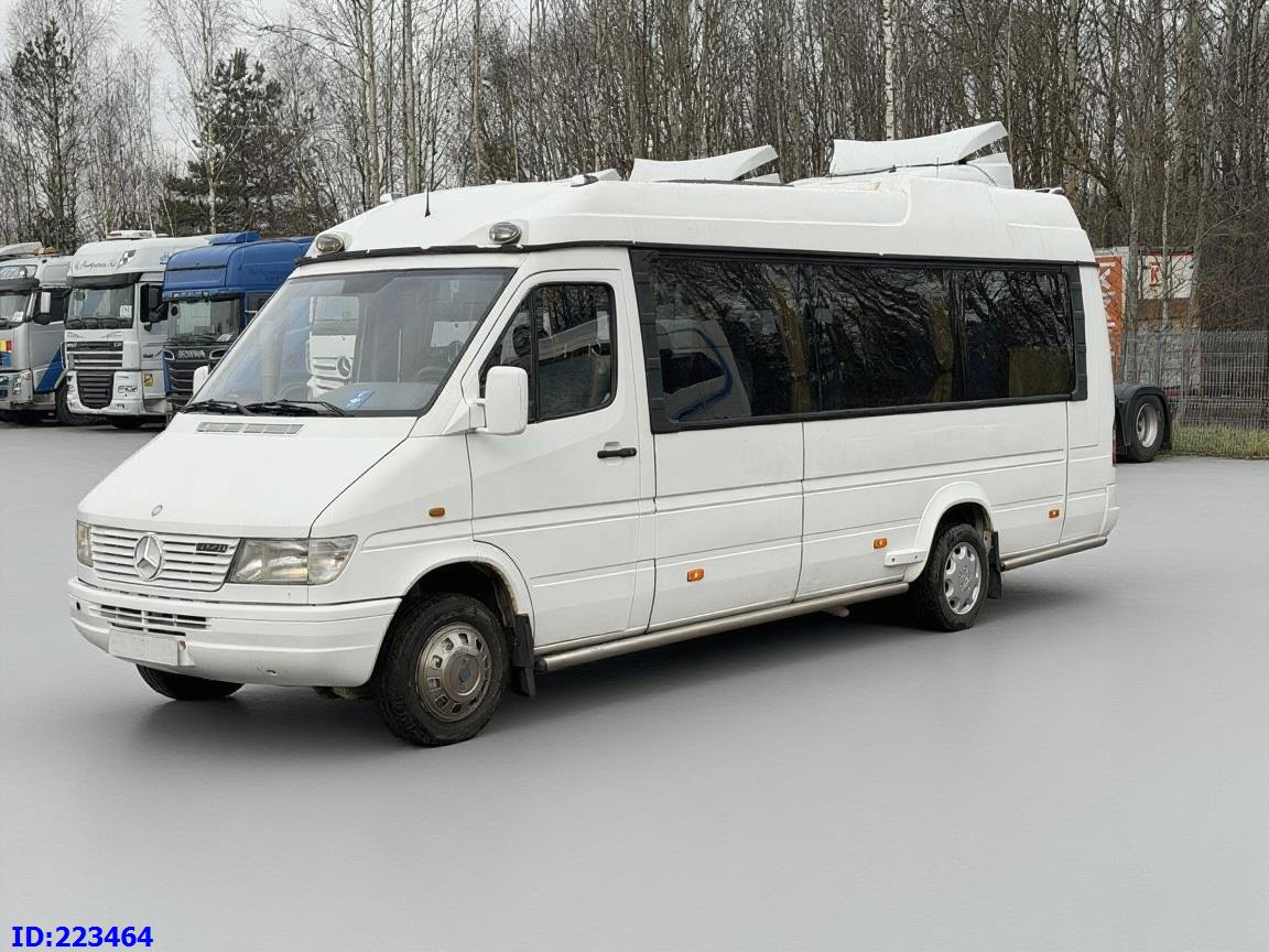 MERCEDES-BENZ Sprinter 412 VIP XXL 18-places - Turistbuss: bilde 1 MERCEDES-BENZ Sprinter 412 VIP XXL 18-places - Turistbuss: bilde 1