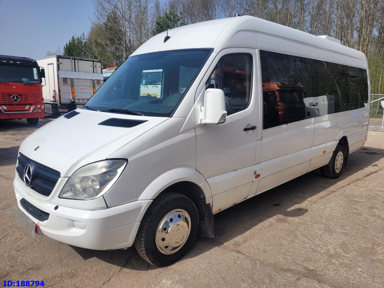 MERCEDES-BENZ Sprinter 518 - Kasten VIP - 20 Seater - Turistbuss: bilde 1 MERCEDES-BENZ Sprinter 518 - Kasten VIP - 20 Seater - Turistbuss: bilde 1
