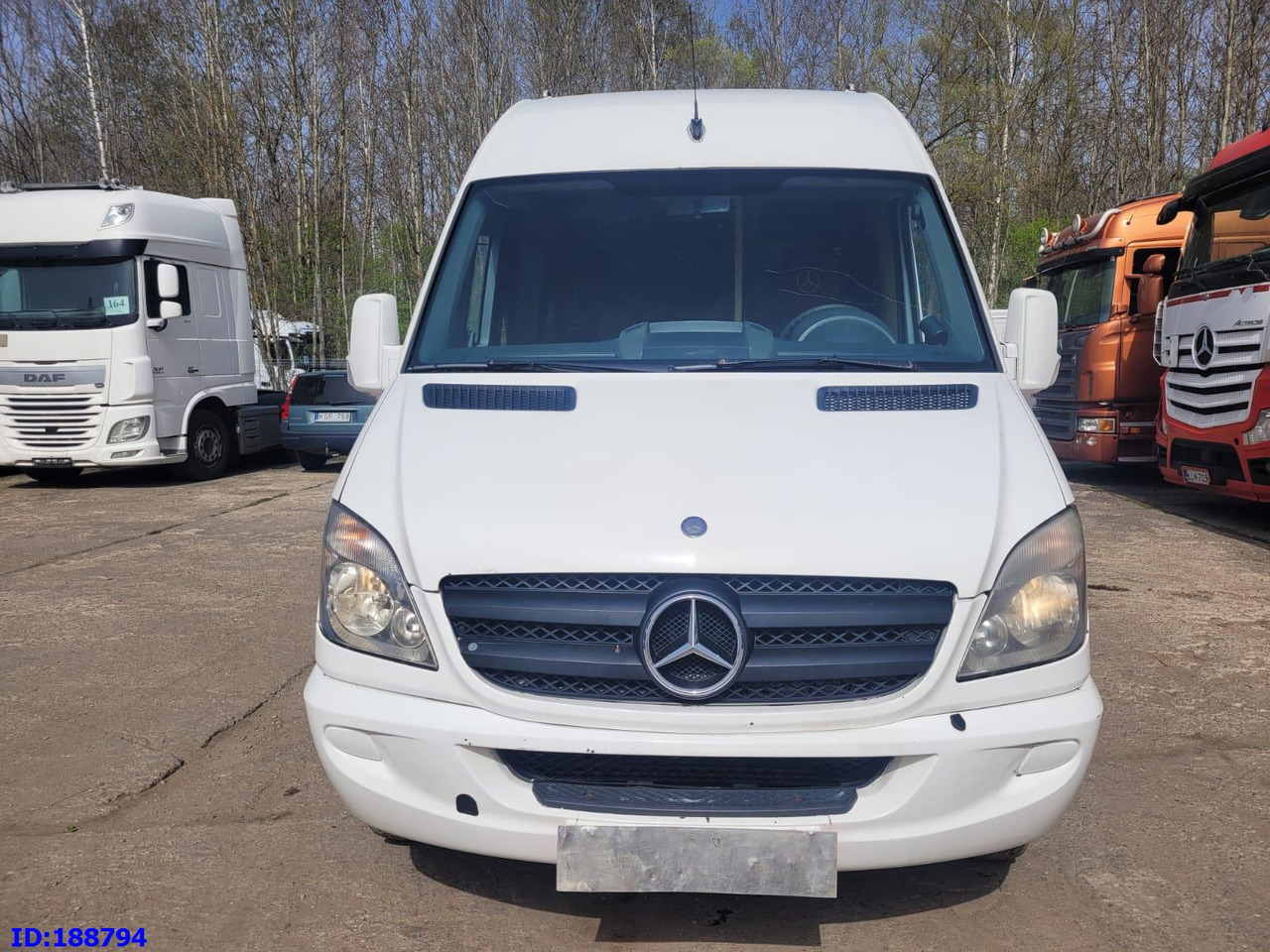 MERCEDES-BENZ Sprinter 518 - Kasten VIP - 20 Seater - Turistbuss: bilde 2 MERCEDES-BENZ Sprinter 518 - Kasten VIP - 20 Seater - Turistbuss: bilde 2