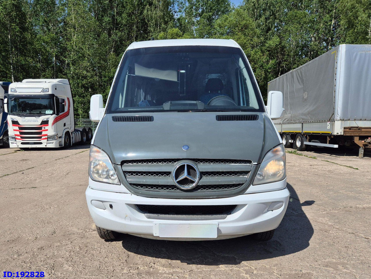 MERCEDES-BENZ Sprinter 519 - 17 place - Euro5 - Turistbuss: bilde 2 MERCEDES-BENZ Sprinter 519 - 17 place - Euro5 - Turistbuss: bilde 2