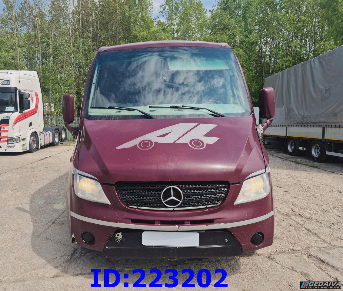 MERCEDES-BENZ Sunrider 818D Vario 33 - Seater - Turistbuss: bilde 2 MERCEDES-BENZ Sunrider 818D Vario 33 - Seater - Turistbuss: bilde 2