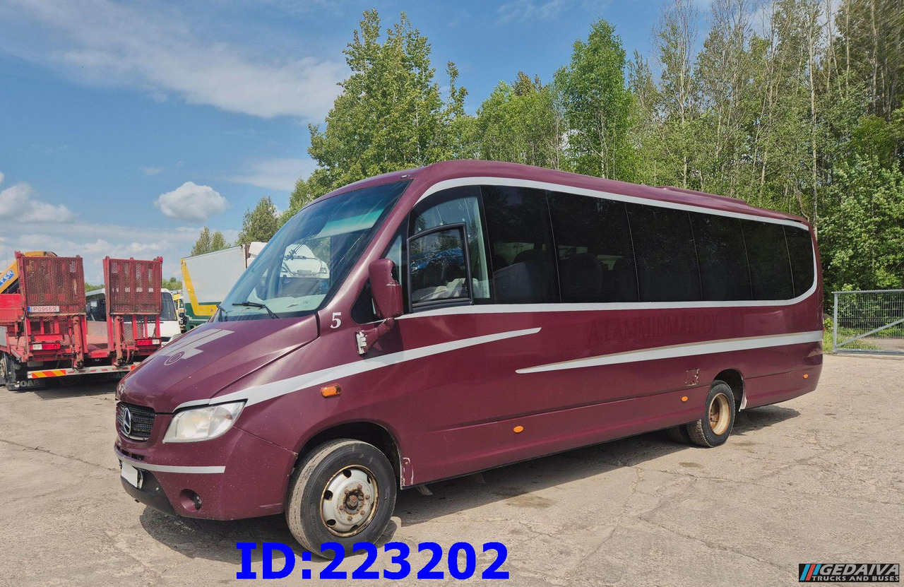 MERCEDES-BENZ Sunrider 818D Vario 33 - Seater - Turistbuss: bilde 1 MERCEDES-BENZ Sunrider 818D Vario 33 - Seater - Turistbuss: bilde 1