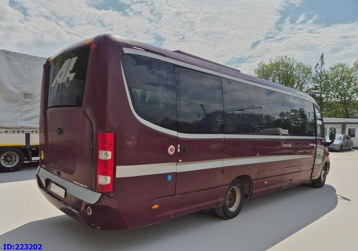 MERCEDES-BENZ Sunrider 818D Vario 33 - Seater - Turistbuss: bilde 4 MERCEDES-BENZ Sunrider 818D Vario 33 - Seater - Turistbuss: bilde 4