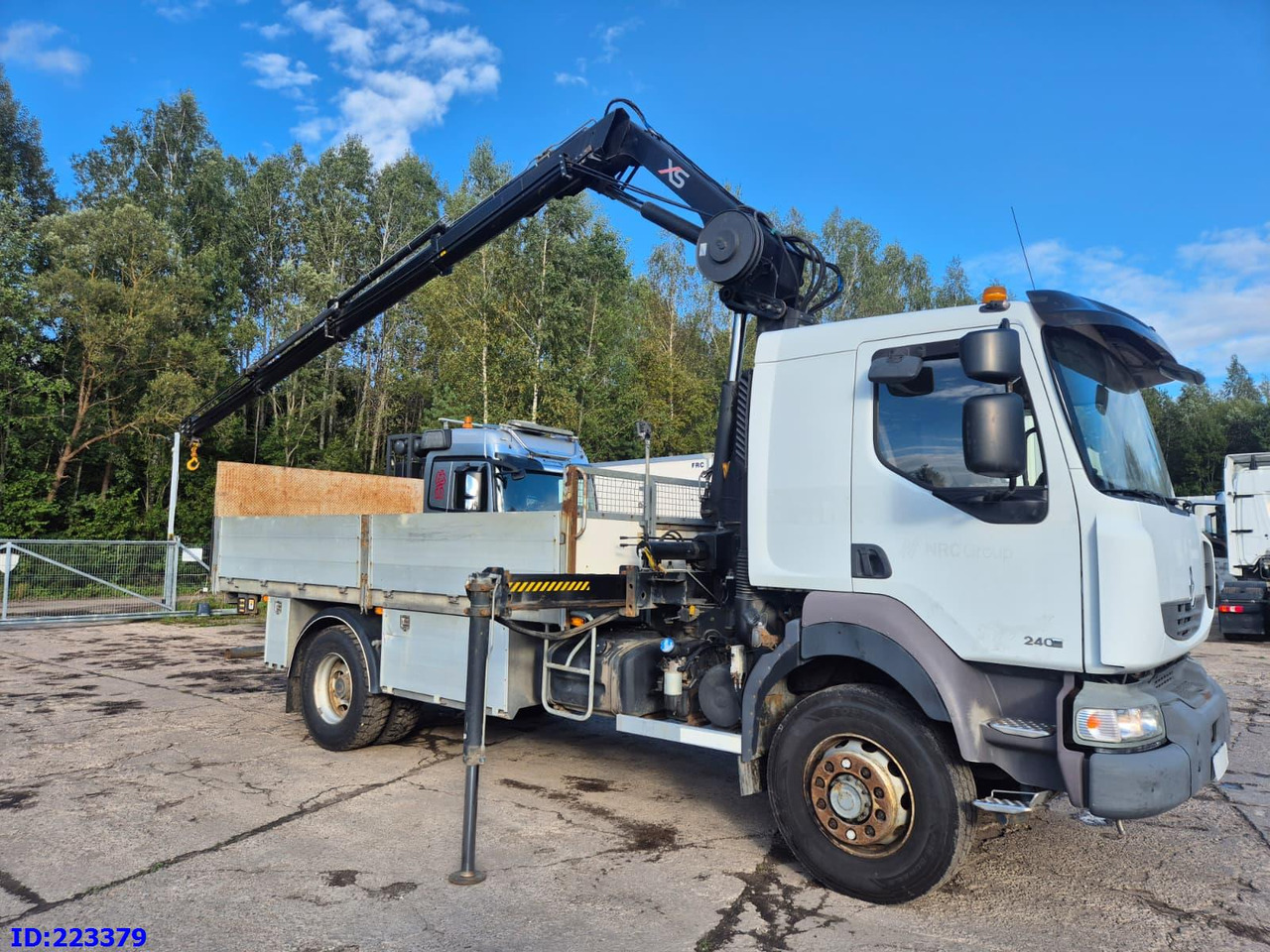 RENAULT Midlum 240.16 4x4 + HIAB 122 E-3 HIDUO - Planbil: bilde 4 RENAULT Midlum 240.16 4x4 + HIAB 122 E-3 HIDUO - Planbil: bilde 4