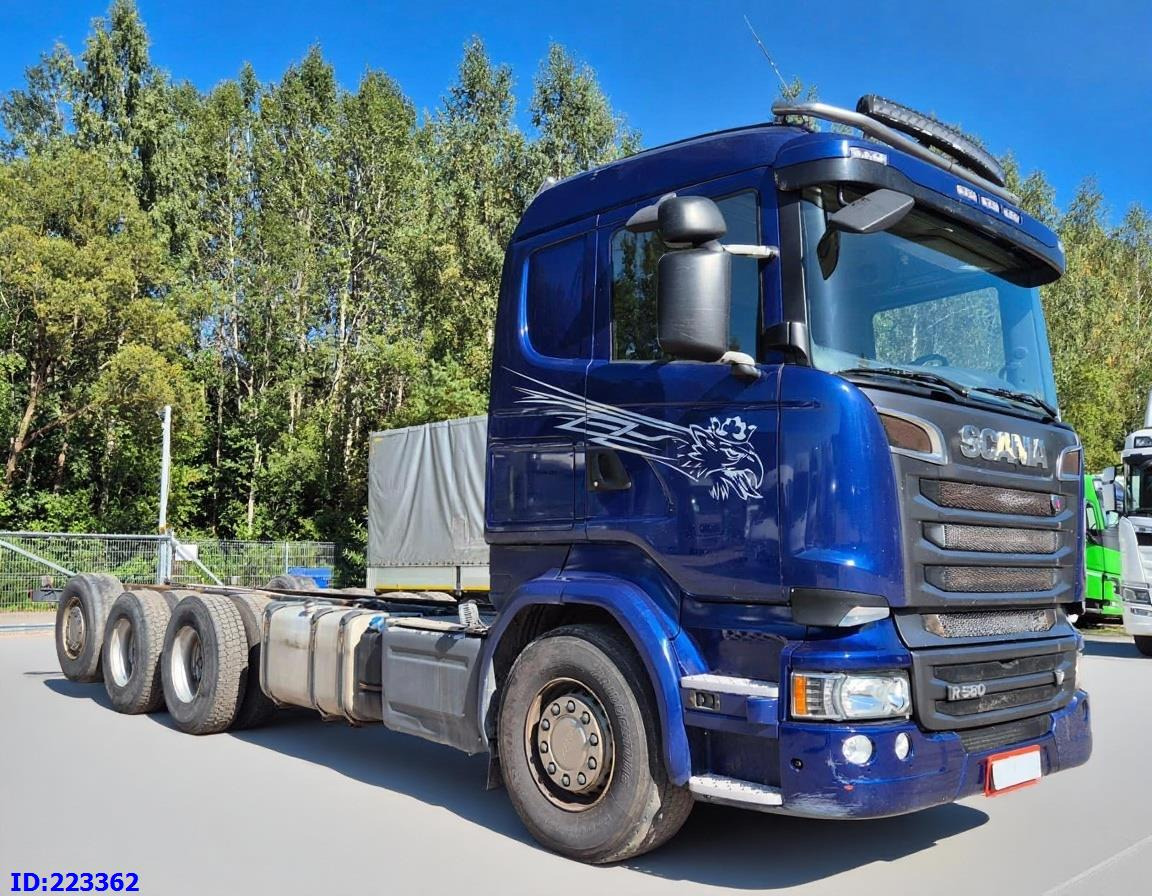 SCANIA R580 8x4 Euro6 Retarder - Chassis lastebil: bilde 4 SCANIA R580 8x4 Euro6 Retarder - Chassis lastebil: bilde 4