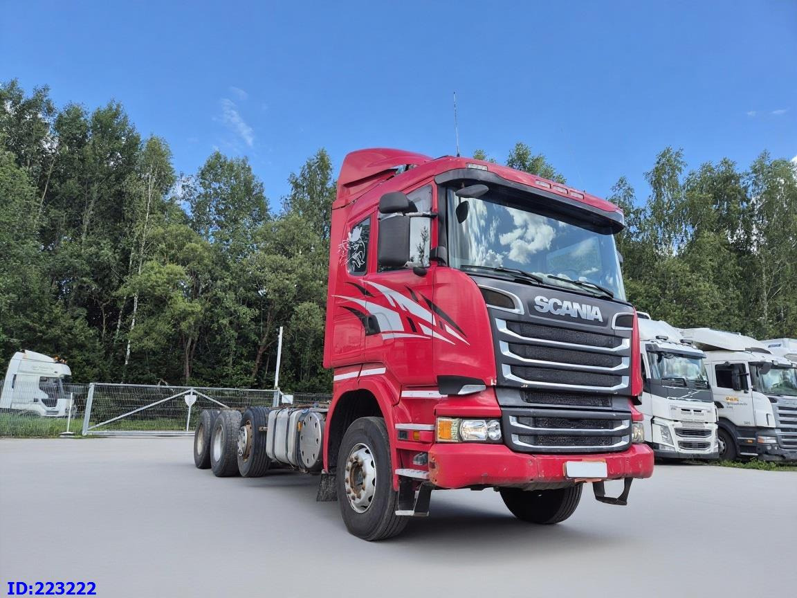 SCANIA R620 - 8x4 - Steering axle - Chassis lastebil: bilde 2 SCANIA R620 - 8x4 - Steering axle - Chassis lastebil: bilde 2