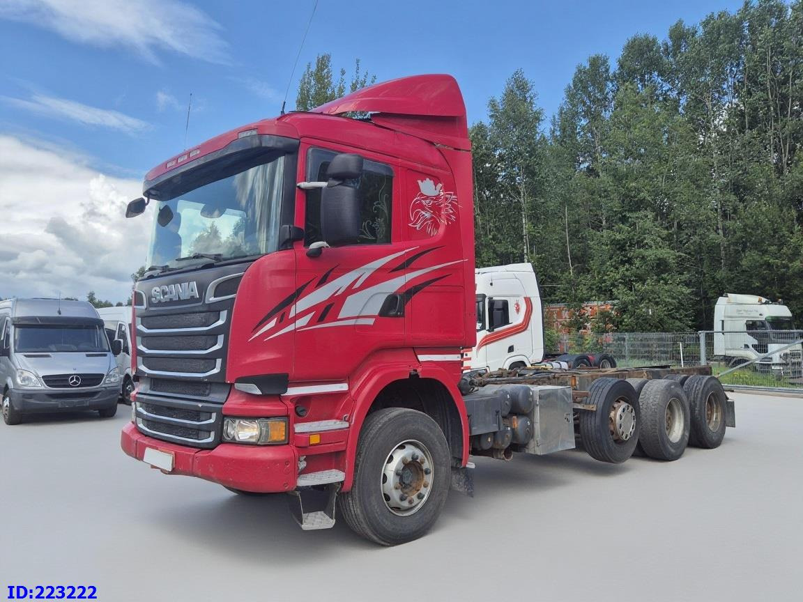 SCANIA R620 - 8x4 - Steering axle - Chassis lastebil: bilde 1 SCANIA R620 - 8x4 - Steering axle - Chassis lastebil: bilde 1