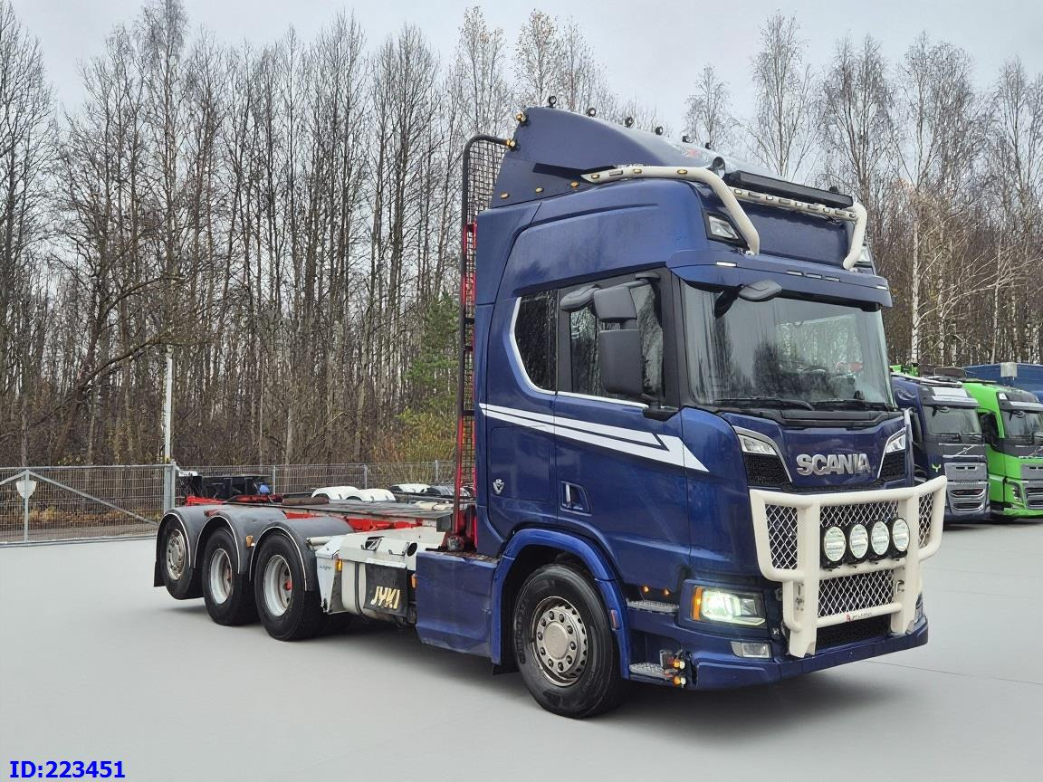 SCANIA R650 Full air 8x4 Steering axle (3 pedal) - Chassis lastebil: bilde 4 SCANIA R650 Full air 8x4 Steering axle (3 pedal) - Chassis lastebil: bilde 4